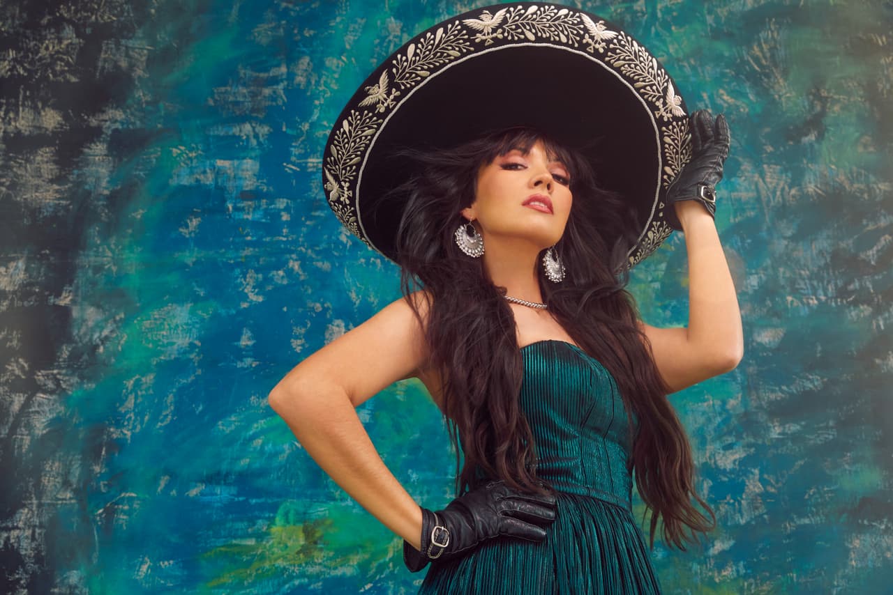 <b>Lupita Infante</b>, será presentadora y también está nominada a Artista Femenina Del Año - Música Mexicana.