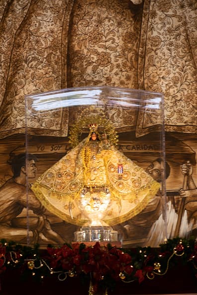 La imagen de la Virgen de la Caridad que se venera en la Ermita de Miami es una réplica traída de Cuba en 1961.