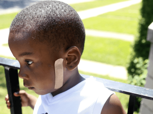 Niño de cinco años es herido de bala por segunda ocasión en menos de 18 meses 