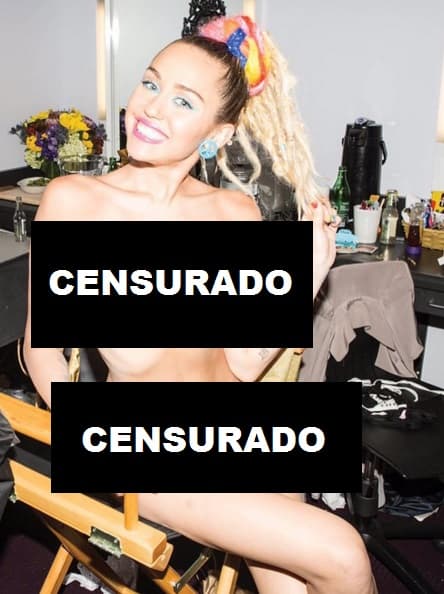 Recientemente Miley Cyrus posó desnuda para 'V Magazine', algo que causó revuelo pero que definitivamente ya no sorprende, pues la cantante hace de todo para llamar la atención.