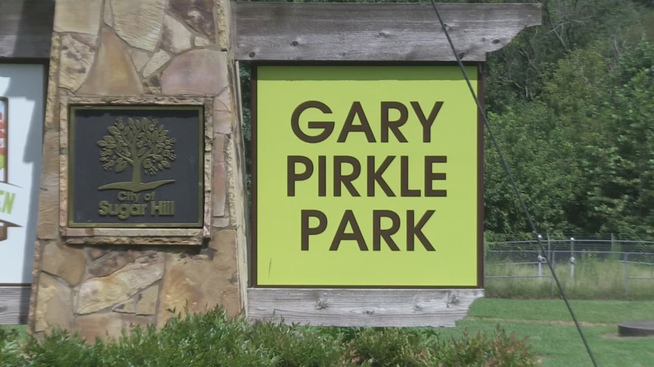 Tiroteo tras la suspensión de un juego de fútbol deja un hombre herido de bala en Gwinnett