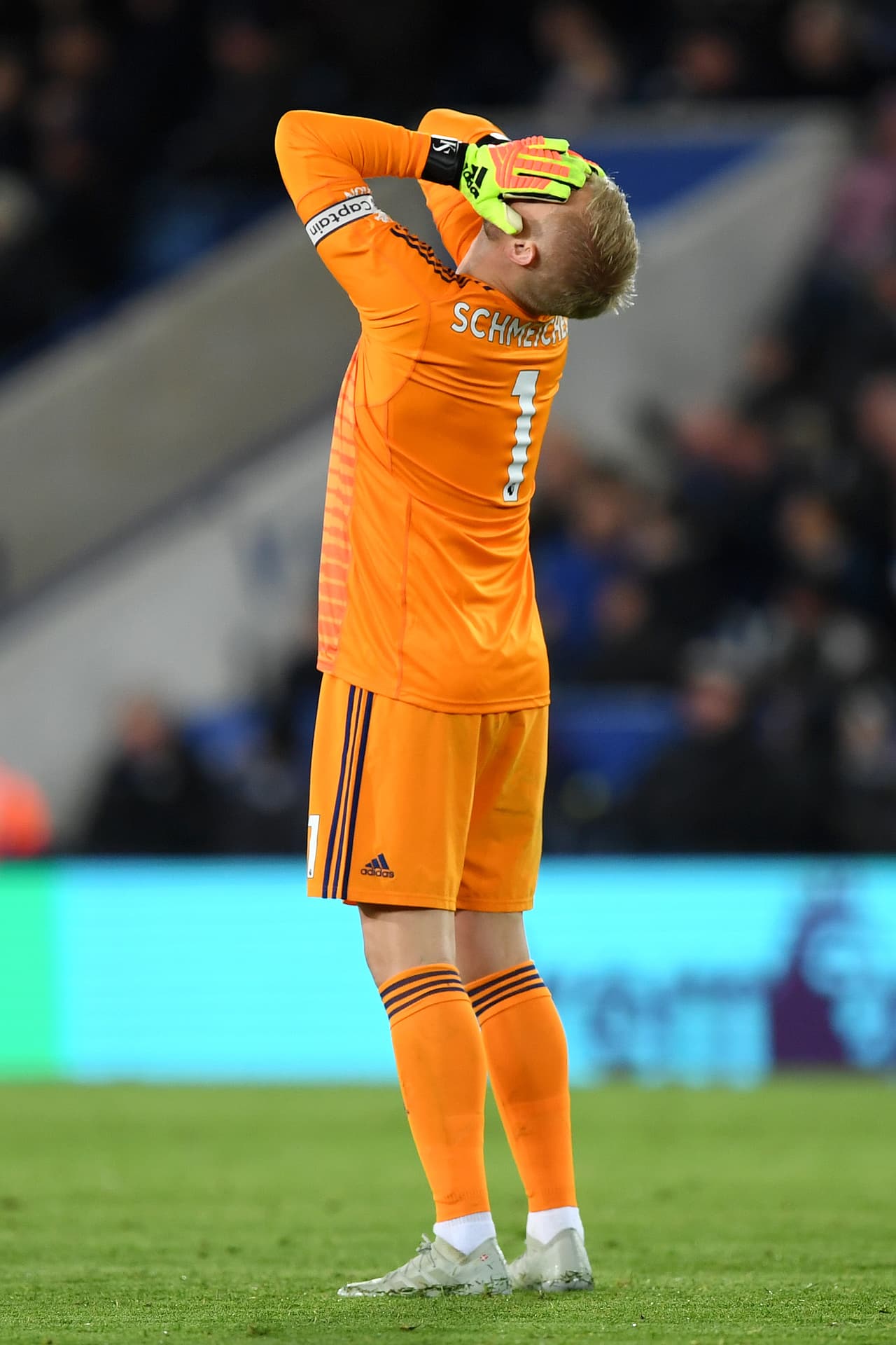 También lo intentó Kelechi Iheanacho, pero su remate se fue desviado y Peter Schmeichel se lamentaba en el otro arco.