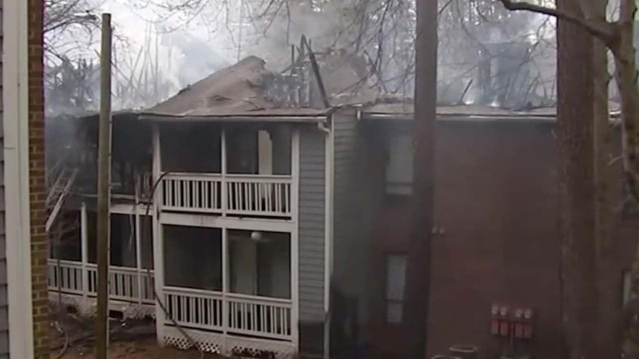 Identifican a bebé de 9 meses como la víctima mortal de incendio en Cary 