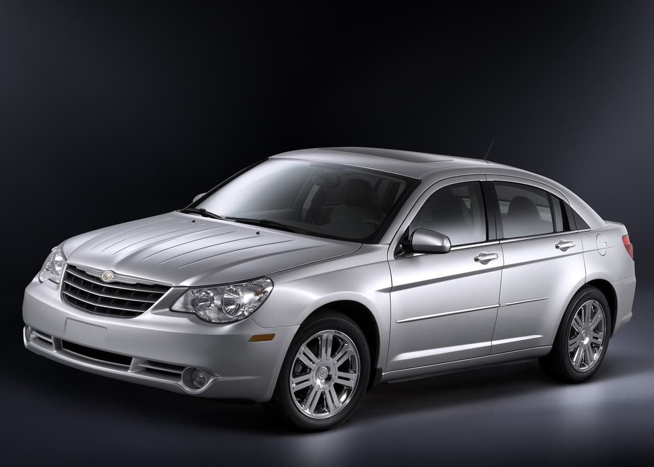 <h3 class="cms-H3-H3"><b>1. Chrysler Sebring</b></h3>
<br>
<br>
<b>Mantenimiento en el transcurso de 10 años:</b> 17,100 dólares