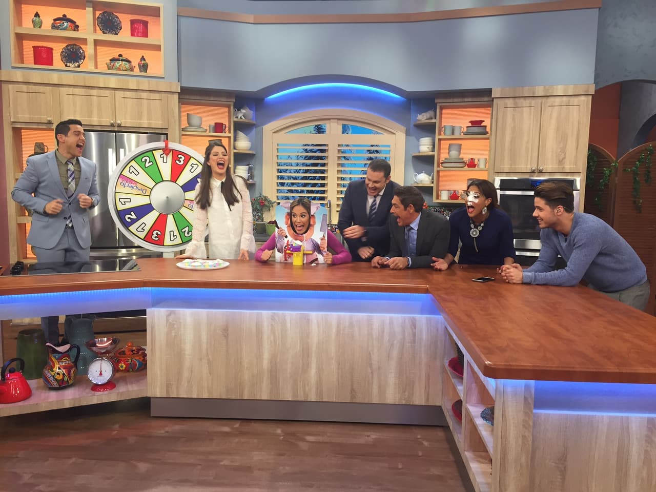 Esta vez la fortuna estuvo de su lado y no le tocó pastelazo.