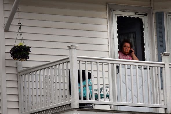 Sin embargo, los habitantes de Boston vivieron horas de angustia atrincherados en sus casas por recomendación de las autoridades.