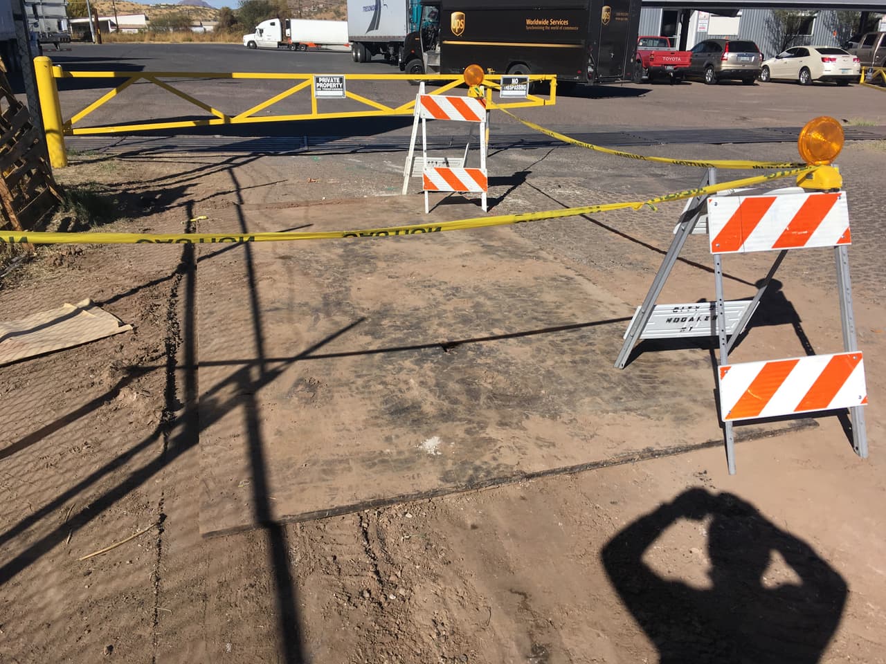 A esta calle de Nogales , cerca de unas bodegas, llegaba el túnel. Oscar Gómez.