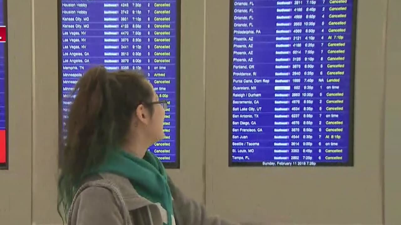 Southwest reinicia operaciones en Chicago tras cancelar cientos de vuelos por falta de líquido anticongelante