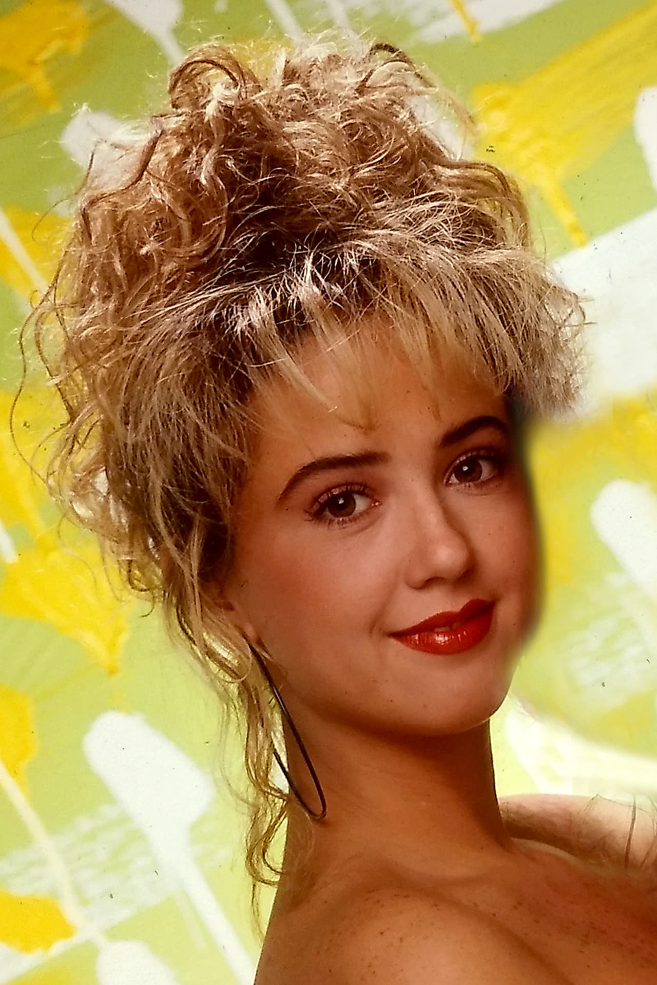 "Esa chiquitita 
<b><a href="https://www.univision.com/entretenimiento/famosos-que-estuvieron-al-borde-de-la-muerte-por-cirugias-esteticas-fotos" target="_blank">me la limaron y ya</a></b>. Hay gente que no lo nota porque realmente era la punta y nada cambió", reconoció. 
<br>