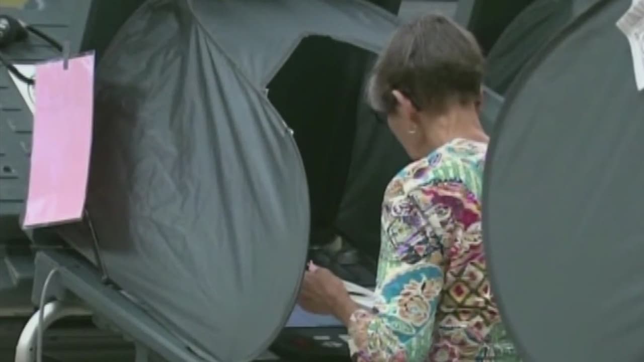 En Texas empezaron ya las primarias del 'Supermartes' con el inicio del voto anticipado