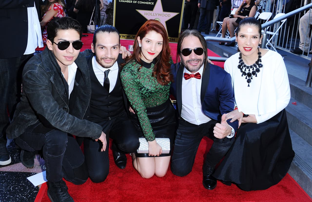 Con este hecho se suma una estrella más al camino de los latinos en la música de todos los tiempos.