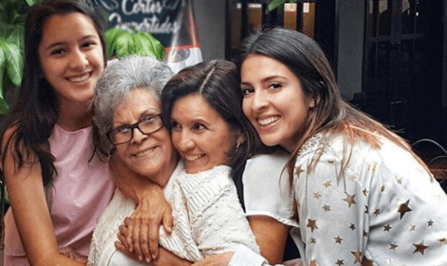 La periodista también compartió diversos momentos que pasó a su lado, donde las sonrisas y el amor siempre estaban presentes.