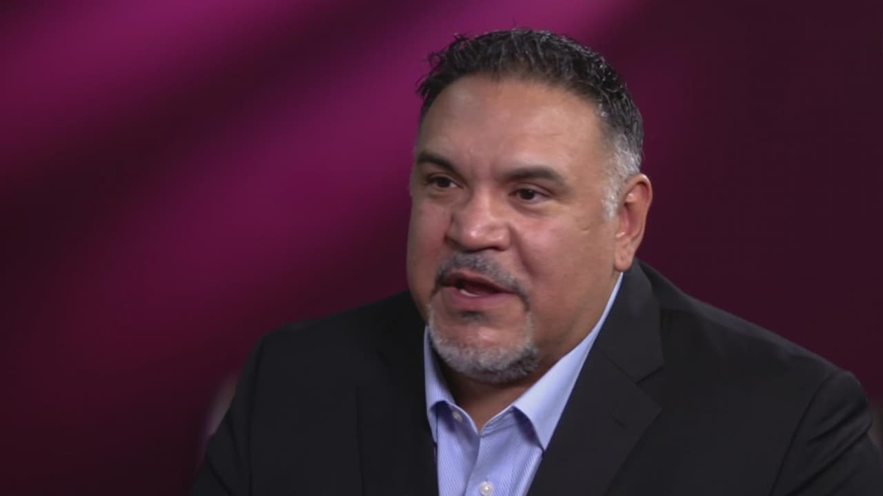 <b>"Yo no quise vivir esta vida": hispano revela como fue víctima de tráfico sexual desde niño</b>
<br>
<br>En entrevista exclusiva con Primer Impacto, Jesse León revela los escalofriantes detalles de su niñez, cuando fue ultrajado y traficado sexualmente. Además, relató cómo logró salir con vida y graduarse de la Universidad de Harvard.