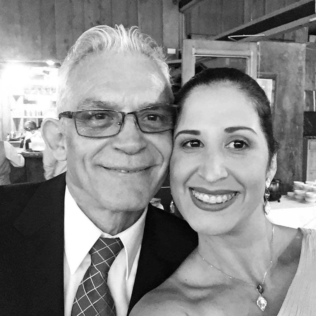 A don Julio César González, su padre, también le dedicó un tierno mensaje en Instagram: "Feliz día papito. Lejos pero en mi corazón siempre. Que te consientan mucho hoy. Te amo todos los días".