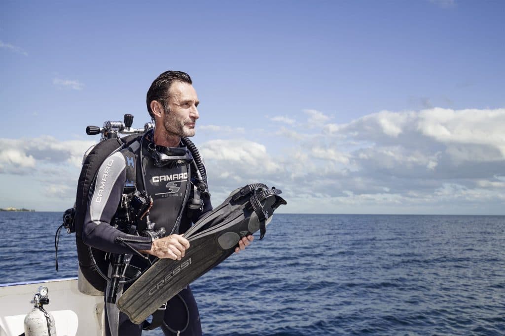 El creador es el fotógrafo y submarinista Andreas Franke quien fusionó su trabajo, con la pasión que siente por el buceo.
<br>