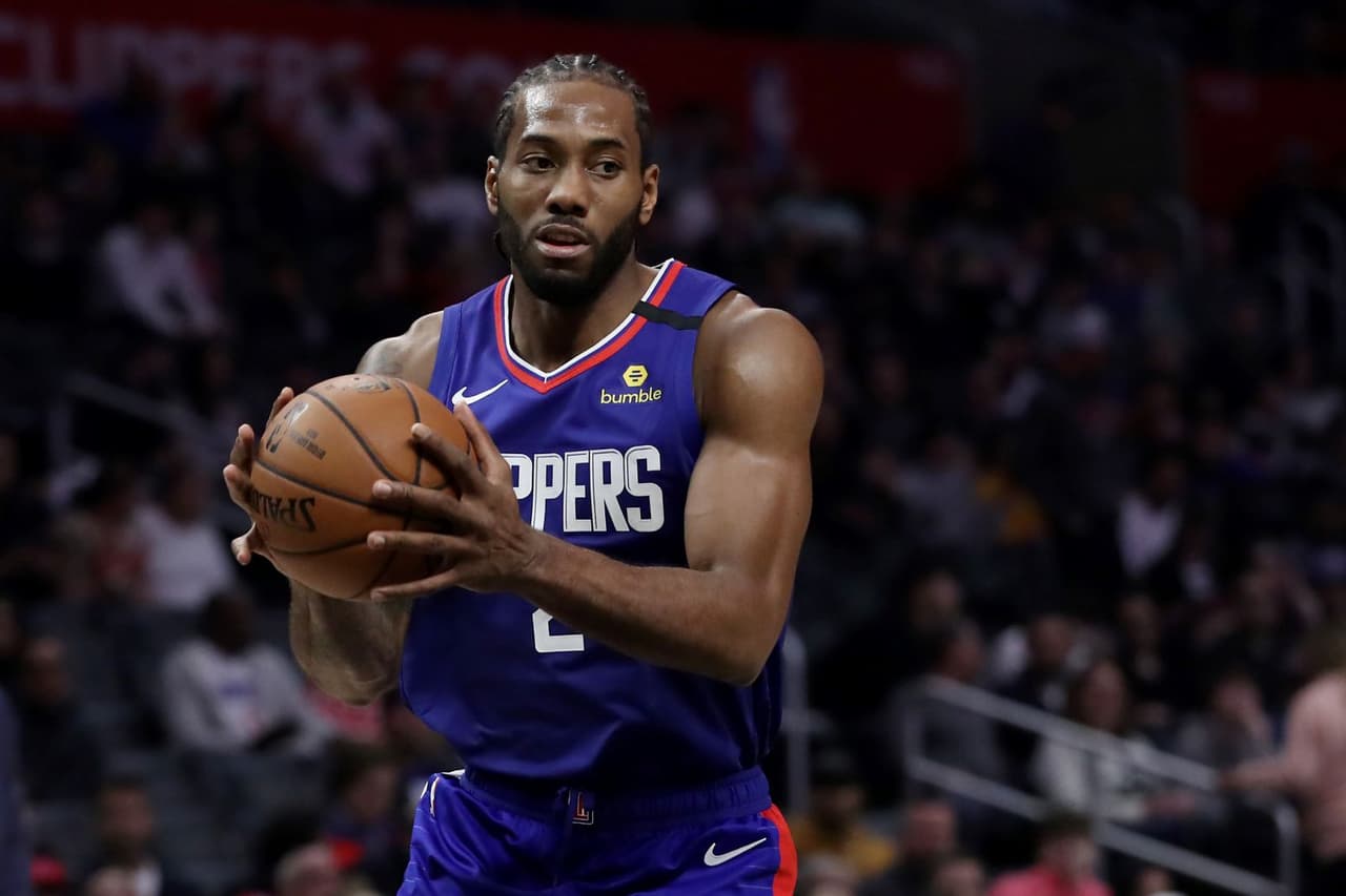 Clippers conserva su buena racha ante 76ers