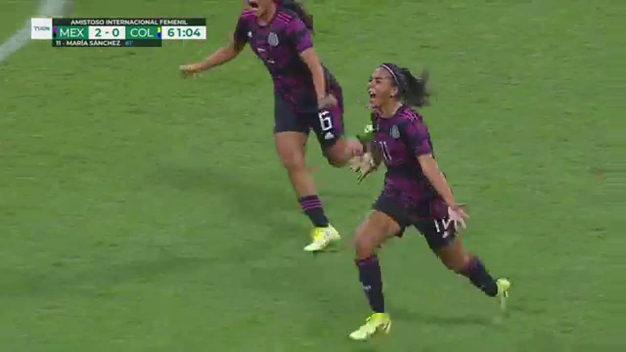 ¡Golazo de México! María Sánchez la cuelga del ángulo para el 2-0
