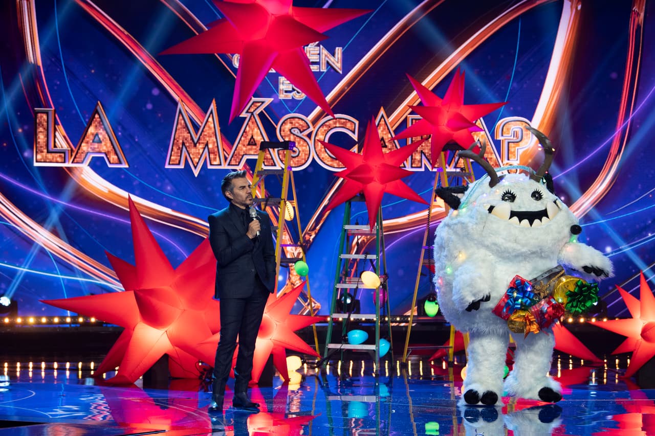 Monstruo de las Nieves cantó el tema ‘Creo en Mí’, algunos ‘investigadores’ aseguraron que detrás de este personaje podría estar Lila Deneken, Daniela Romo y María José. Yuri siguió con su pronóstico secreto.