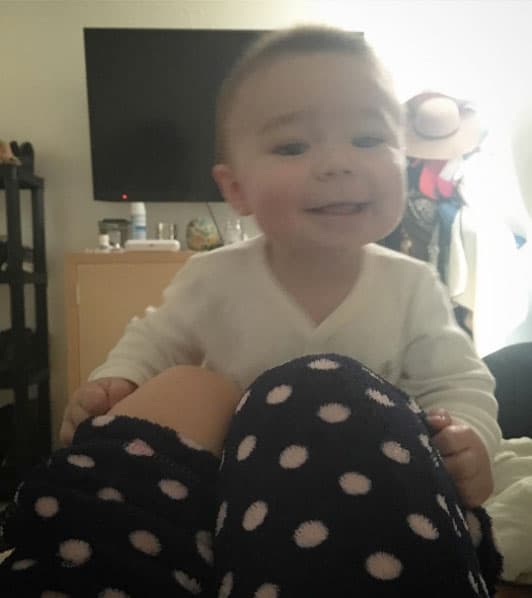 Su tierna sonrisa es otro de sus encantos: "Buenos días alegría! Esa cara de vaguísimo 😂😂😂😂 ni él se cree que tiene 6 meses #Diego #cachetes #escuinclitohermoso #amordemisamores".