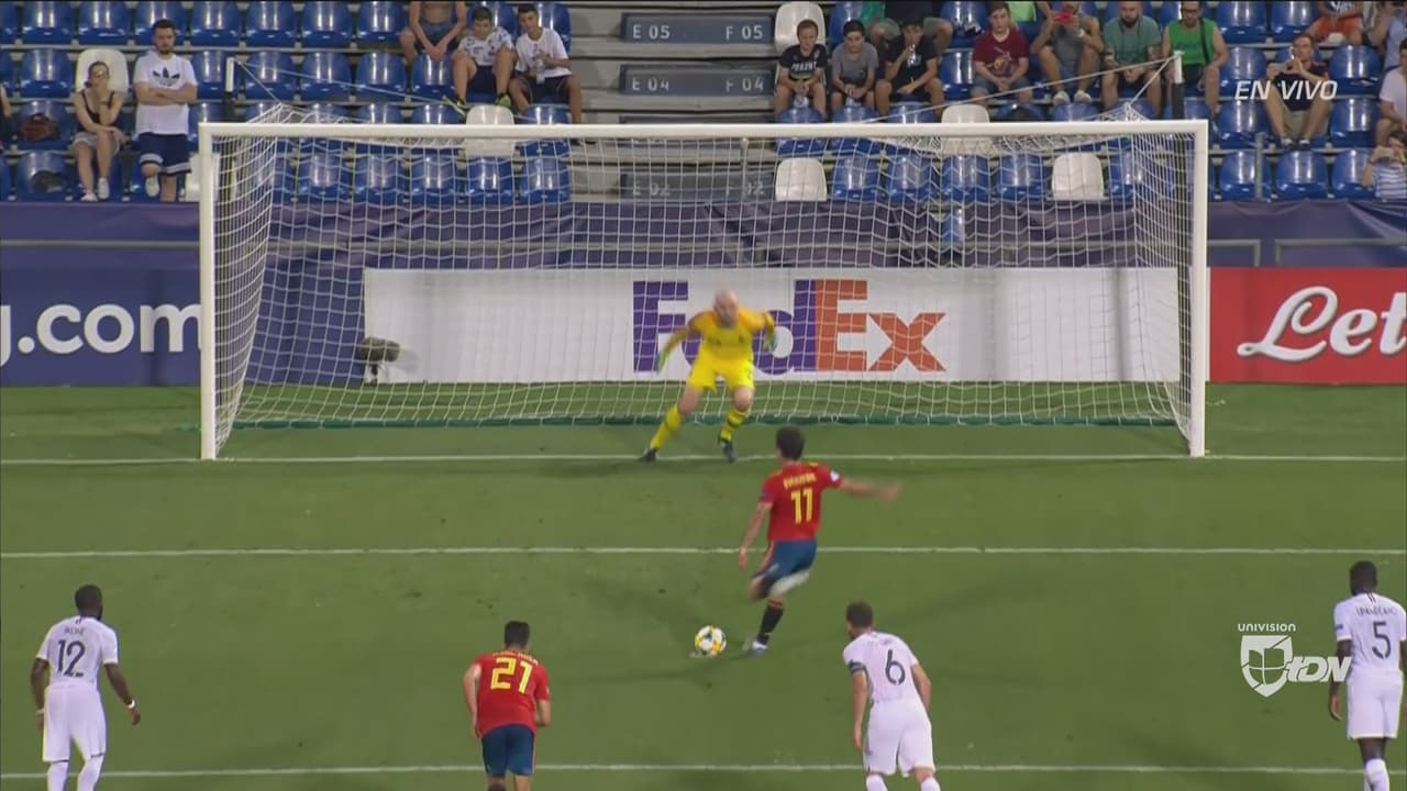 ¡Penal sobre Oyarzábal! El de la Real hace el 2-1 de España sobre Francia