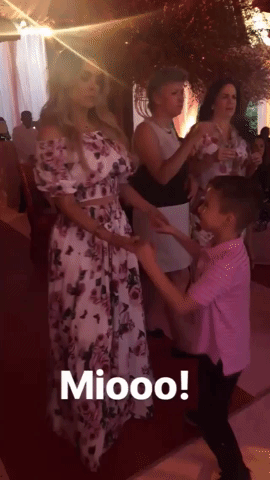 La presentadora del programa Hoy no paró de bailar y su pareja de baile fue su hijo Mateo.