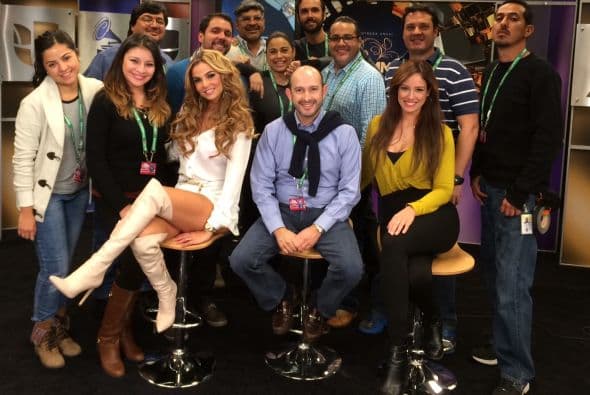Y este es el equipo de Univision.com/Latingrammy que te trae todas las exclusivas de los famosos durante la 15a Entrega Anual de Latin GRAMMY.