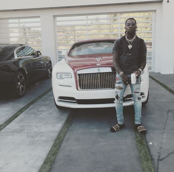 En diciembre de 2017 , por el cumpleaños número 27 de Offset, 
<b>Cardi B le regaló un Rolls Royce Wraith</b> en tonalidades blanco con rojo.