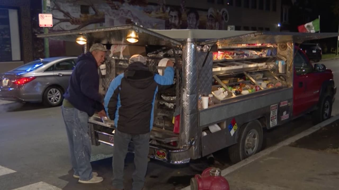 Loncheros de La Villita denuncian ser víctimas de ola de robos en la zona