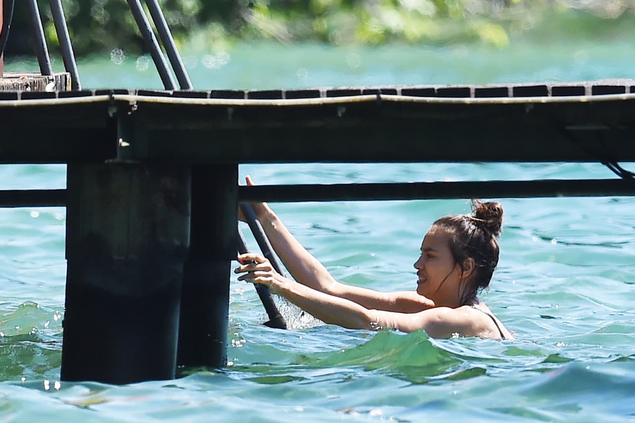 El verano comenzó e Irina Shayk lo sabe.