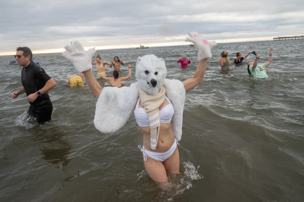 Los organizadores informaron que la participación en el chapuzón no tiene costo, pero solicitan a los interesados registrarse previamente a través de su sitio web oficial.