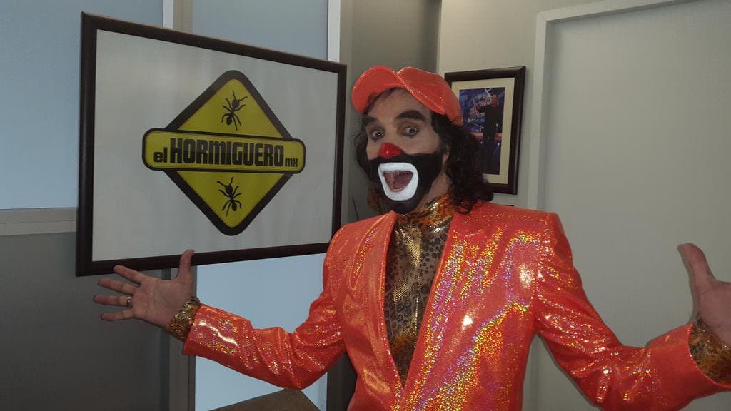 El payaso Cepillín está nominado al Mejor Álbum de Música Latina para niños por Gracias.