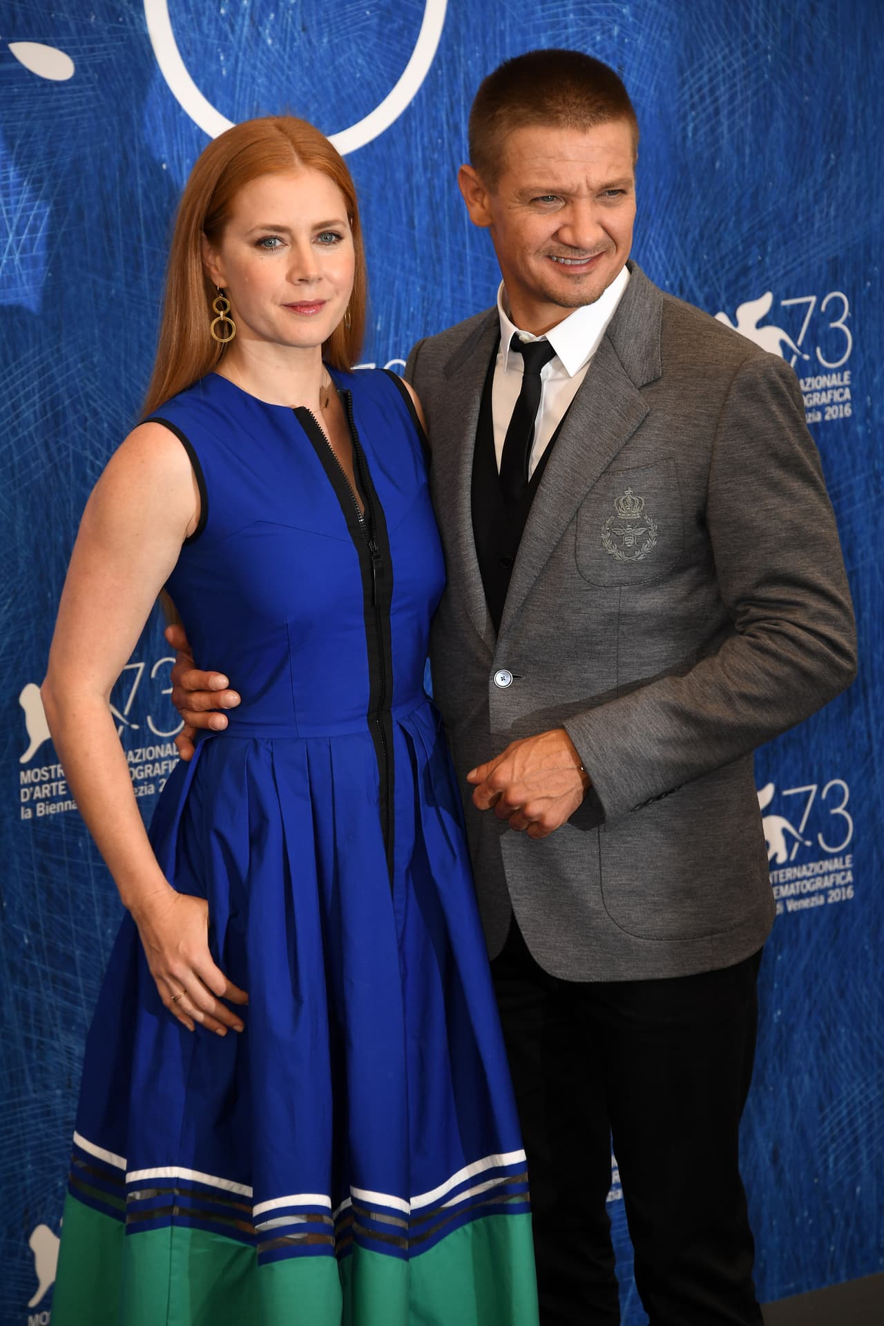Amy Adams y Jeremy Renner