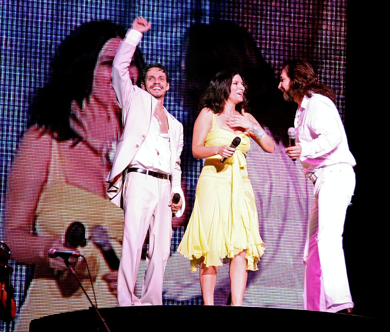 Hacia 2015 "El Buki" rindió un homenaje a su tierra natal con una producción discográfica llamada "Por amor a Morelia".