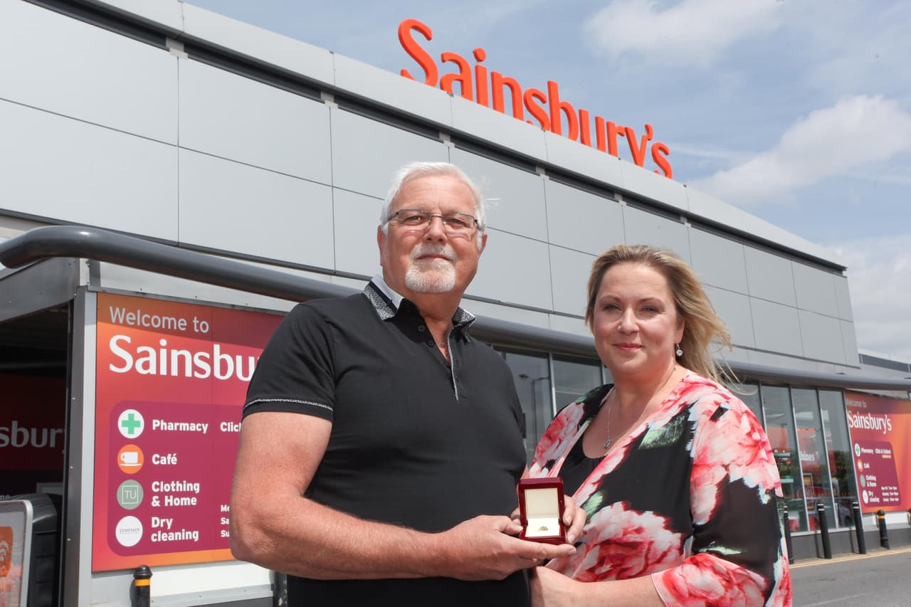 Después de eso fueron por un café para seguir charlando sobre sus vidas.