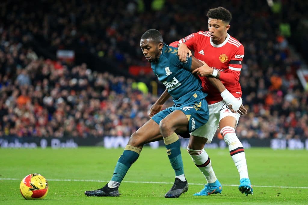 Al United le psan los penales y con un resultado de 7-8 en los penales, Middlesbrough da la sopresa de la semana y le pegan al Manchester United en Old Trafford.