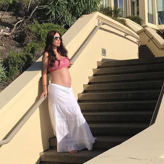 La actriz está feliz, porque está viviendo una etapa de muchos cambios, pero increíble. Aún no ha visto a su niña, pero 
<b><a href="https://www.instagram.com/bellaseely_/" target="_blank">Bella Seely tiene hasta su propia cuenta de Instagram. </a></b>