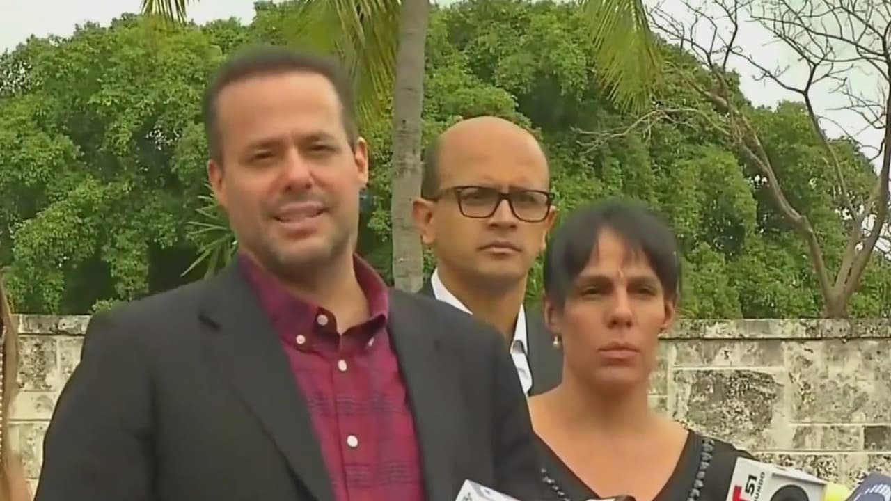 Hijo de José José pide una autopsia al cadáver de su padre y exige que le permitan verlo