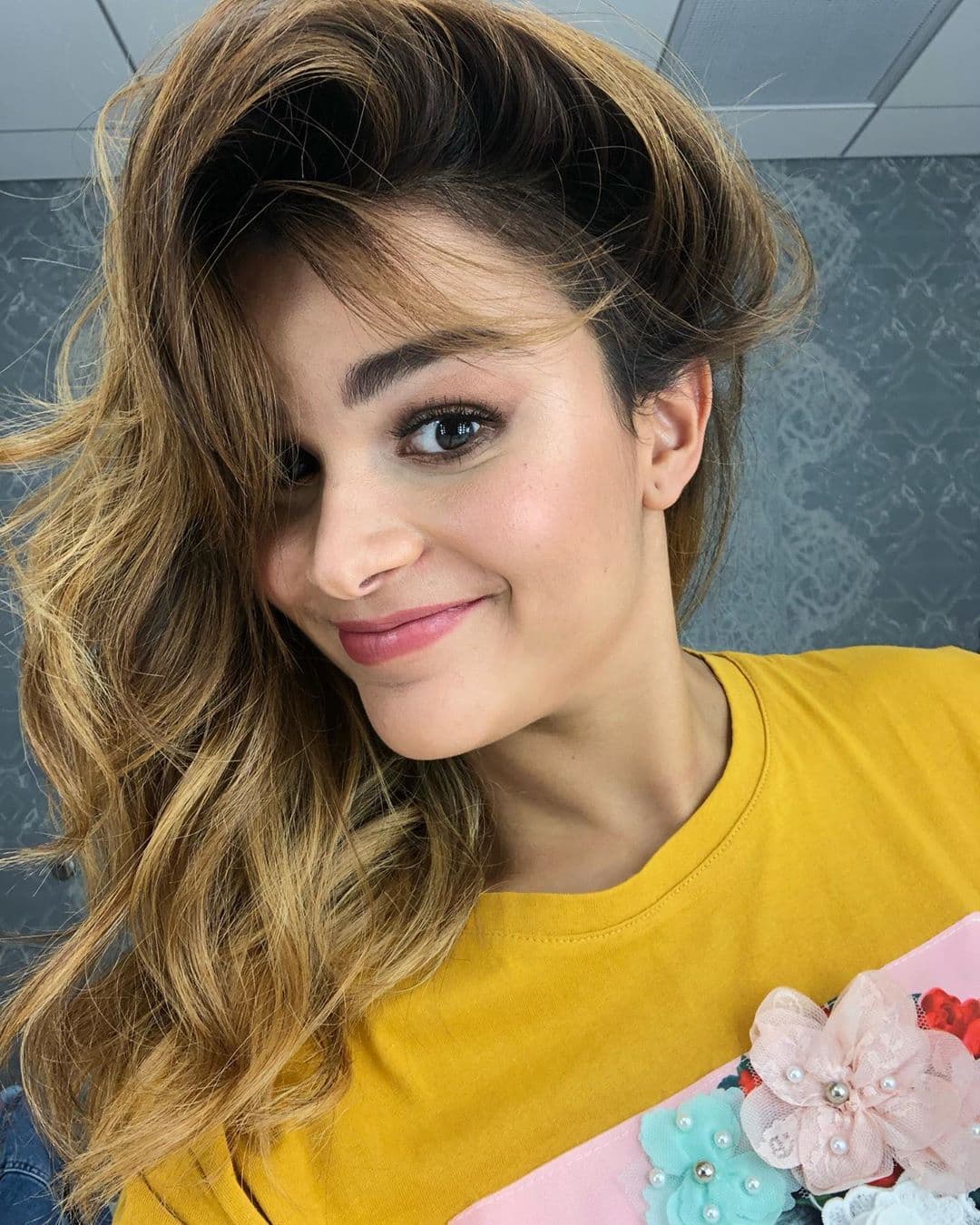 Esta decisión que ha tomado se debe a que se está preparando para Premios Juventud, en donde quiere lucir un look que la haga notar.