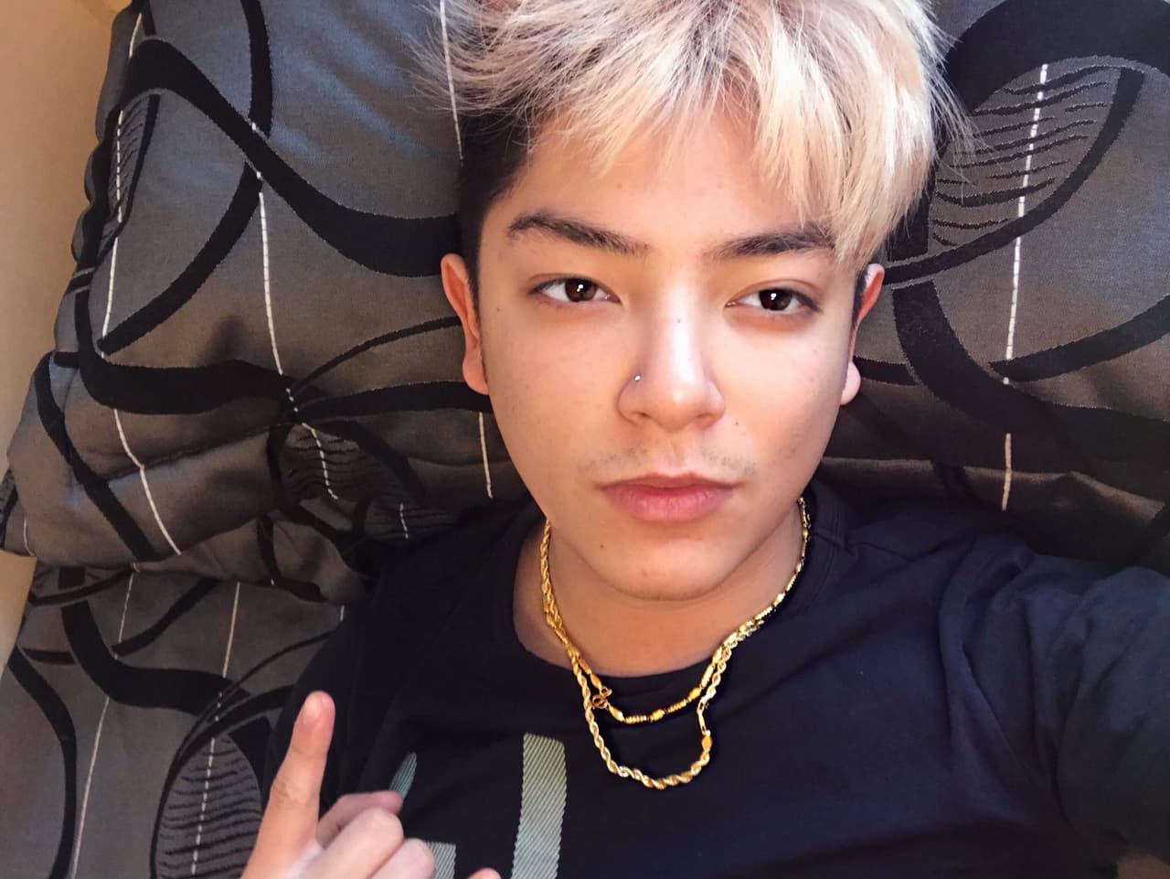 El joven actor también ha cautivado a sus fans con distintos looks, ¿cuál es tu favorito?