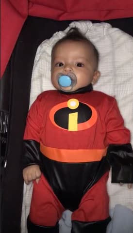 Este pequeñito se portó muy bien, aunque terminó un poquito cansado con este paseo vespertino.