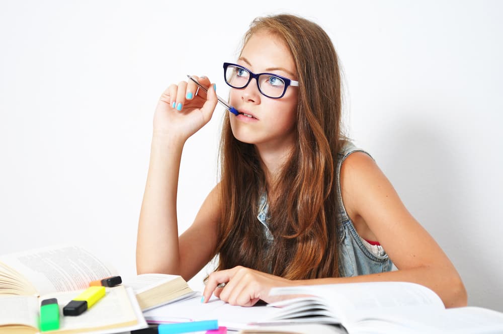 <b>Aspectos negativos que pueden perjudicarte:</b> El tránsito de Mercurio por Virgo podría volverte muy quisquilloso. Exigir demasiado de los demás, tanto en el aspecto afectivo como laboral. Pensar que el mundo gira alrededor tuyo y que tus necesidades están por encima de las de los demás.