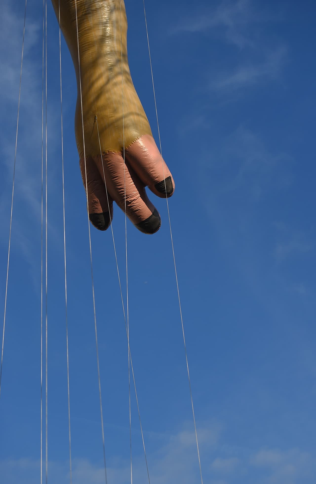 Al sumamente resguardado desfile acudieron cientos de personas y personalidades como Mariah Carey, Jordin Sparks y Shawn Mendes.