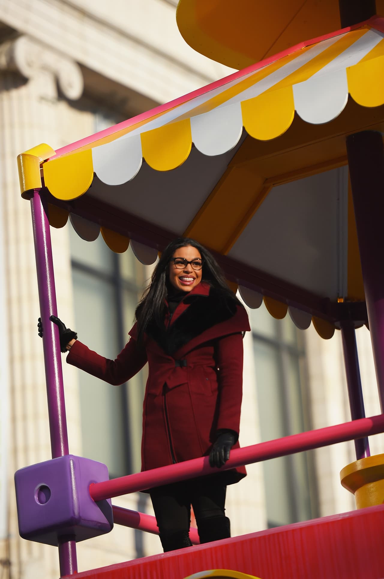 Al sumamente resguardado desfile acudieron cientos de personas y personalidades como Mariah Carey, Jordin Sparks y Shawn Mendes.