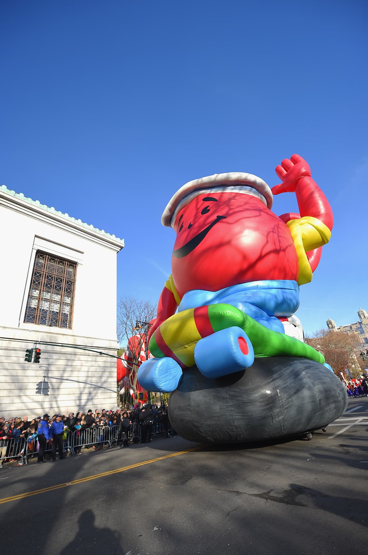 Al sumamente resguardado desfile acudieron cientos de personas y personalidades como Mariah Carey, Jordin Sparks y Shawn Mendes.