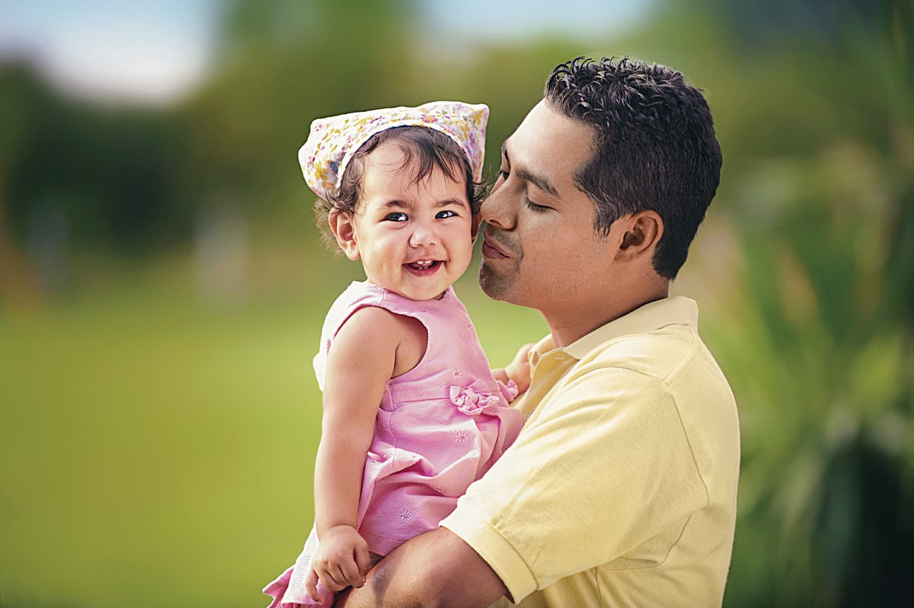 Hablarle, leerle y cantarle: ¡el futuro de su hijo depende de eso!