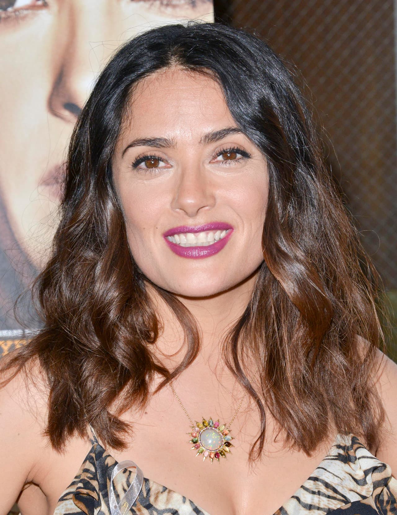 A los 41 años Salma Hayek debutó como mamá.