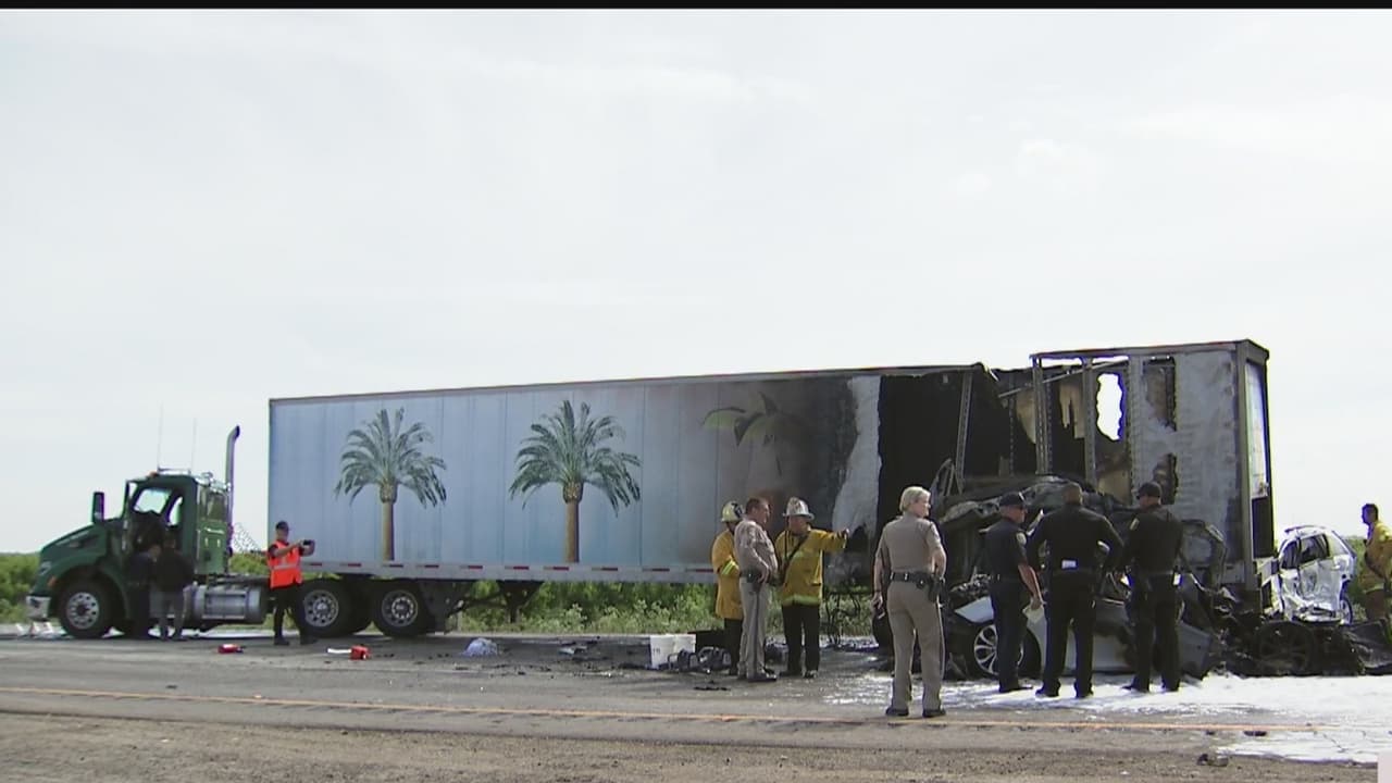 Una serie de accidentes en la interestatal 5 dejó dos muertos, según la Patrulla de caminos