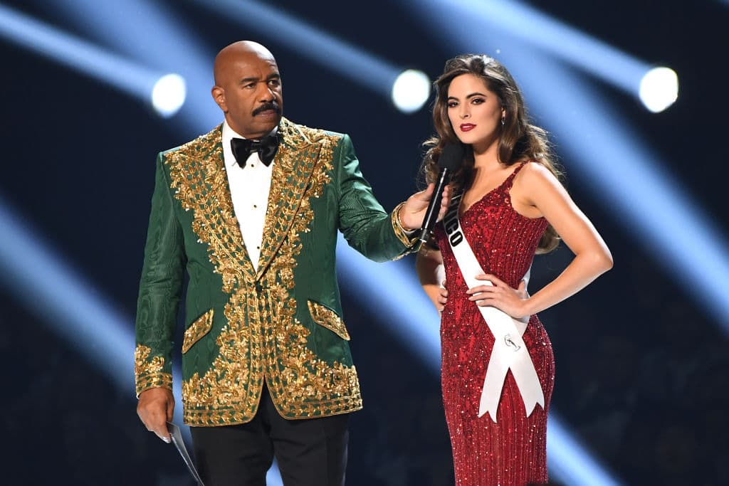 Sofía Aragón, la actual reina de belleza mexicana y quien representó al país en Miss Universo, habló de lo que hay detrás de su corona y causó una fuerte polémica.