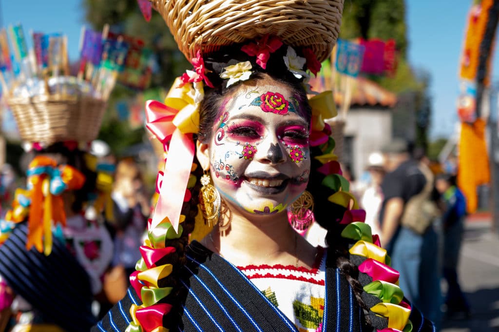 Algunos de los grupos de danzantes que participaron en este evento comienzan una jornada intensa de celebraciones en los próximos días, para las cuales se van preparando durante todo el año.