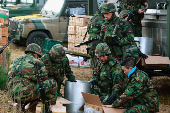 Corea del Norte tuvo un gesto de moderación ante el ex embajador estadounidense y actual gobernador de New Mexico, Bill Richardson, quien concluyó una visita de cinco días a Pyongyang.